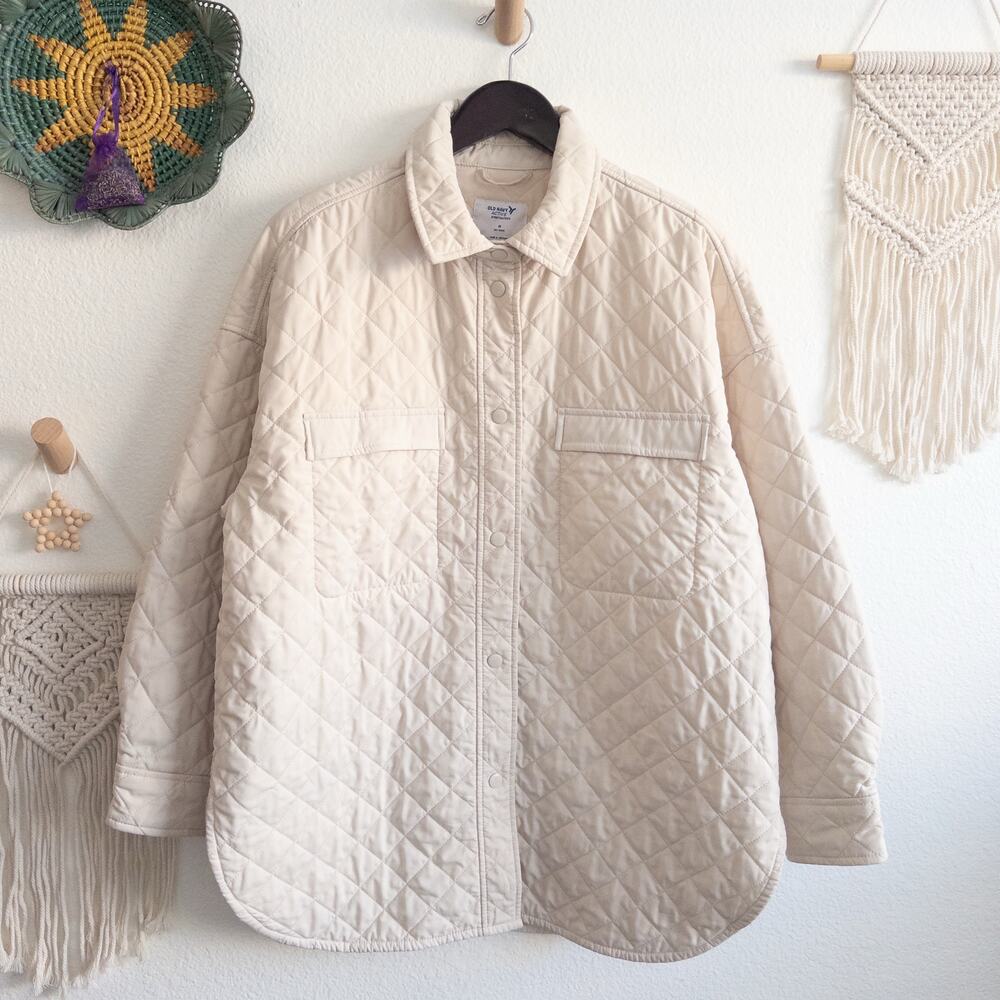 Old Navy Beige Quilted Shacket Size Medium Quick Dry